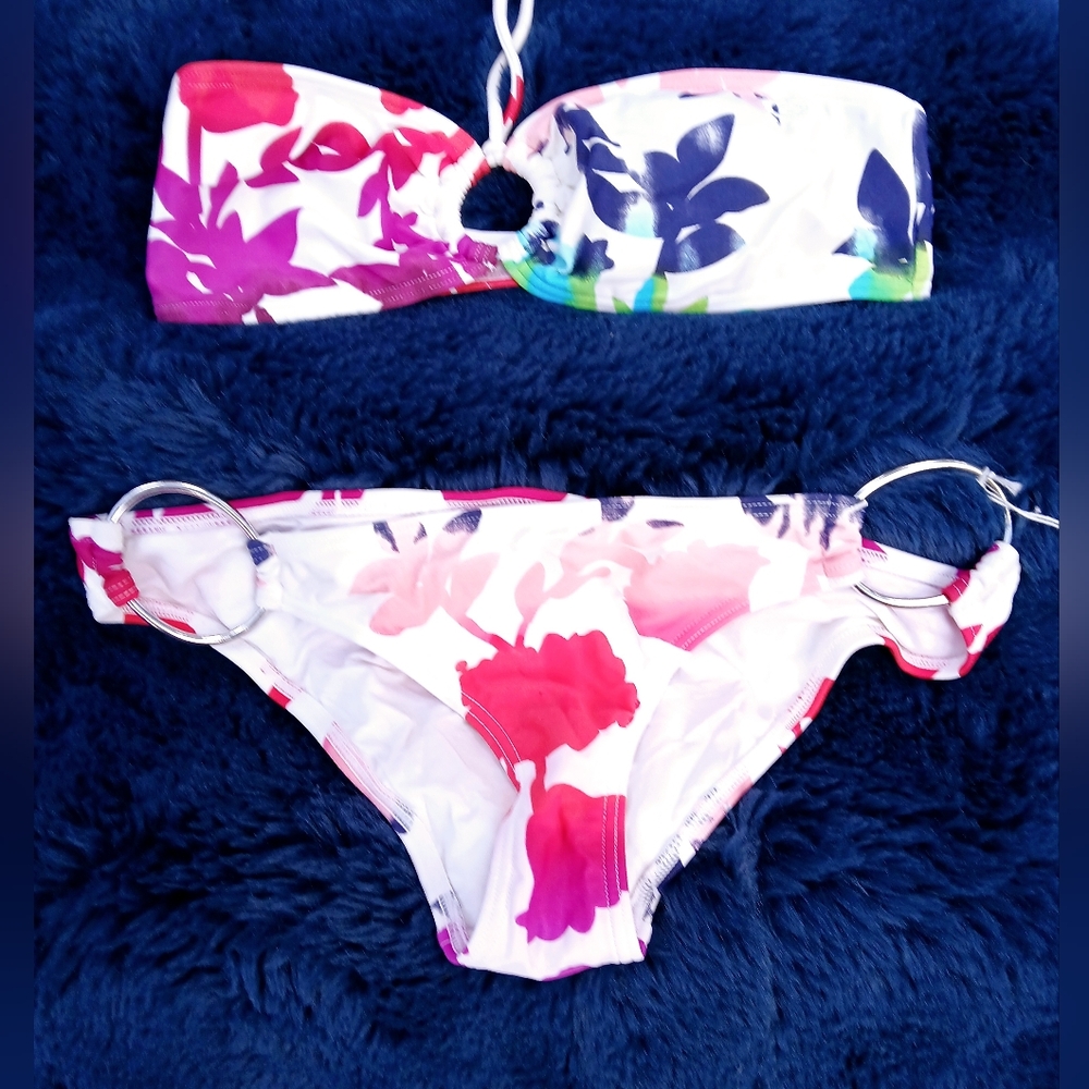 ***Girls Hawaiian Flower Bakinni Set